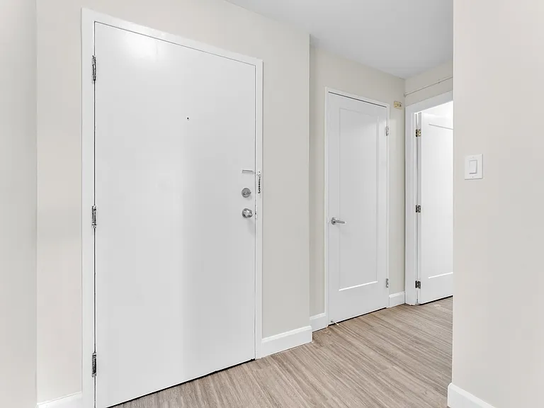 722 John Counter Blvd — Photo 14
