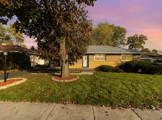 7551 Sholer Ave, Bridgeview, IL 60455