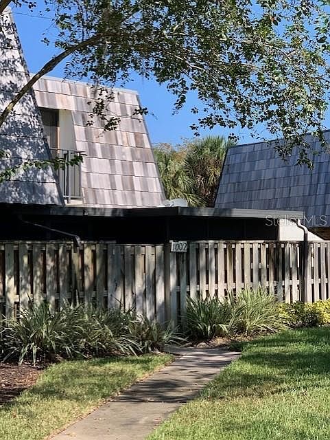 1st image of 1002 Royal Oak Blvd