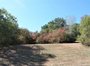 136 Willow Ridge Rd, Fort Worth, TX 76103