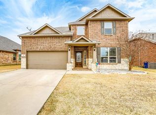 413 Peach Ln, Burleson, TX 76028
