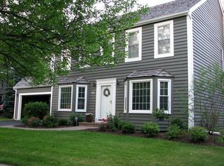 419 Cross Rd, Gurnee, IL 60031