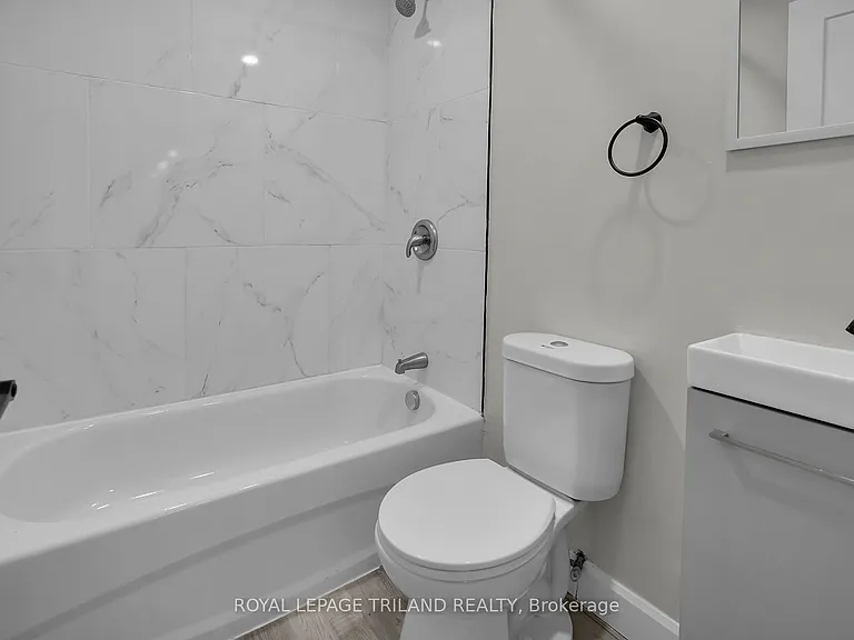 425 McKenzie Ave #1 — Photo 13