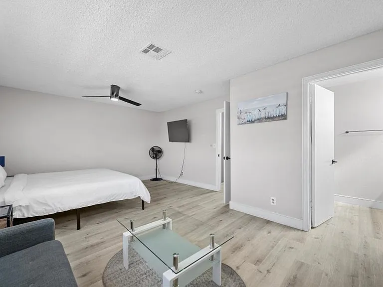 3618 Redwood St — Photo 20
