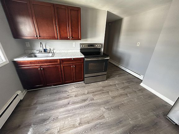 2nd image of 660 4th St #15236483