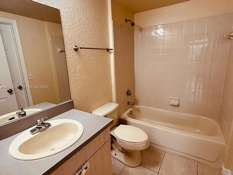 2403 Belmont Ln #2403 — Photo 15