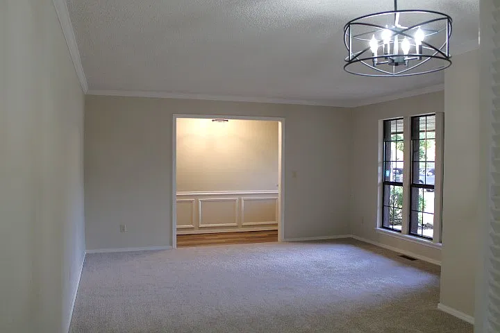 4 bed, 2.5 bath, 2813 sqft, $2,395 — Photo 4