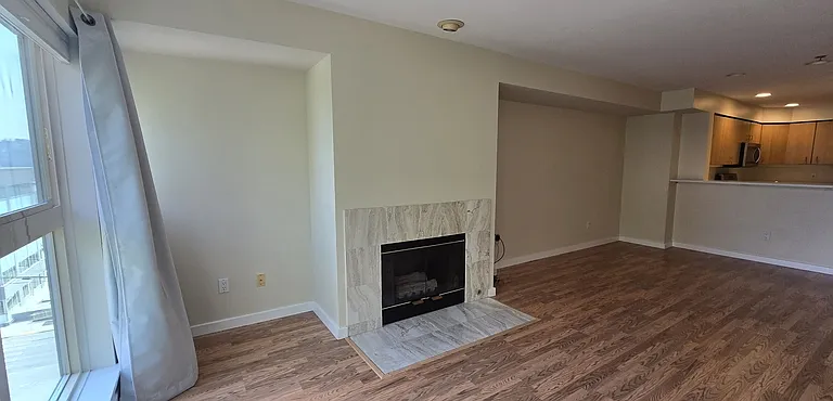 701 Galer St #605 — Photo 4