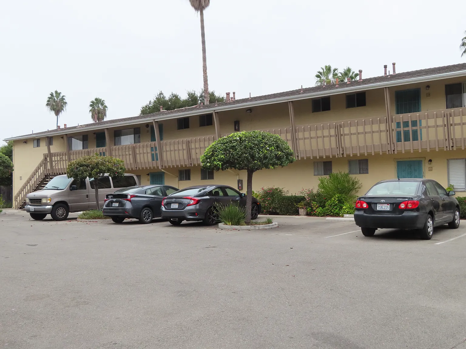 5362 Hollister Ave — Photo 4