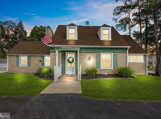 223 Orlemann Ave, Oreland, PA 19075