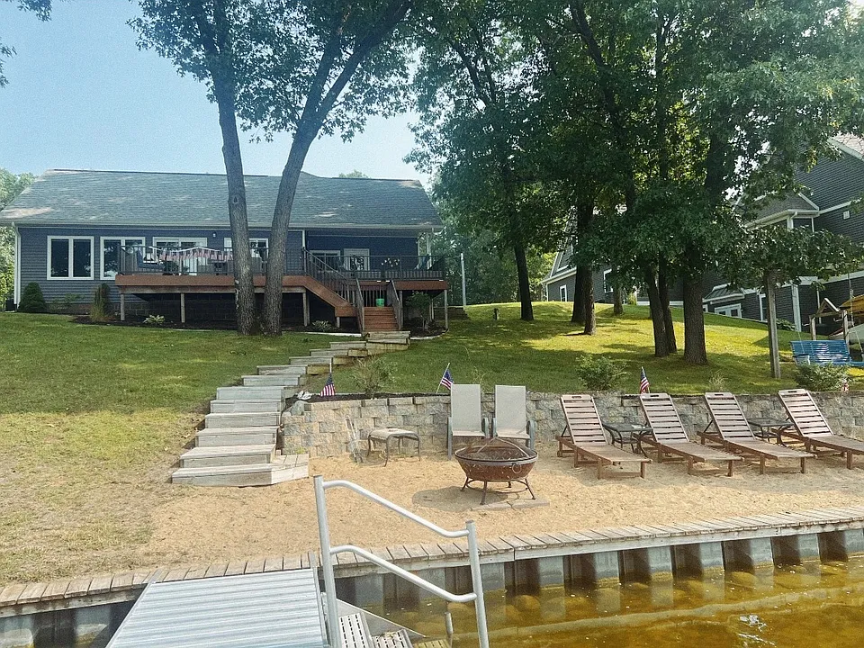 1774 E Summer Ct