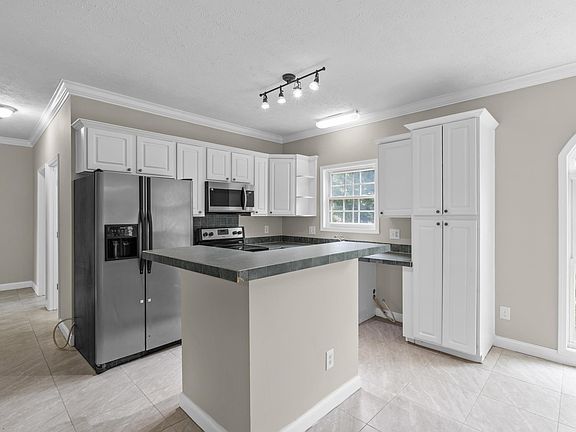 2nd image of 4018 Mineral Springs Rd