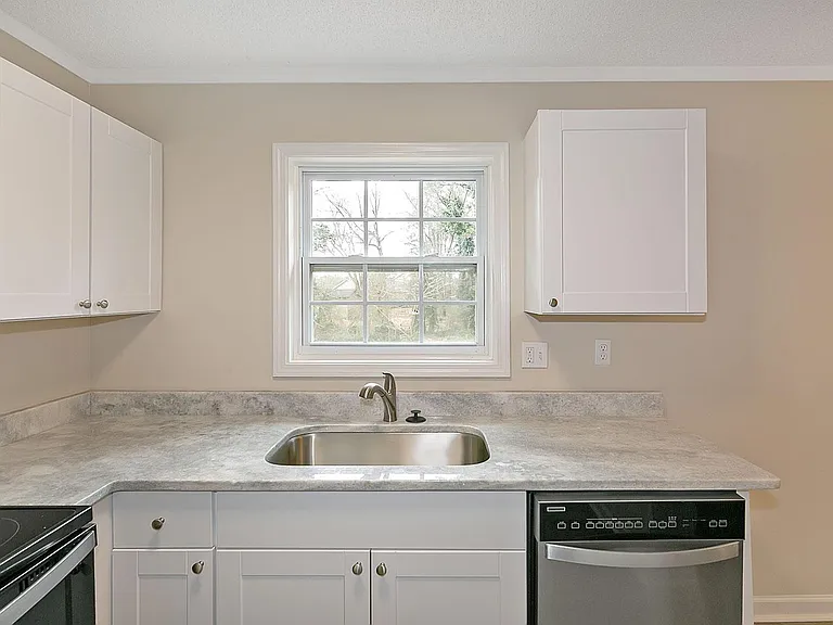 4970 Hiram Lithia Springs Rd — Photo 4
