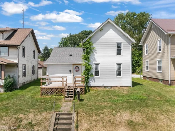 1915 Maple Ave NE, Canton, OH 44714