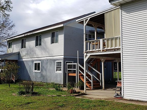 3rd image of 1341 Hillebrandt Acres