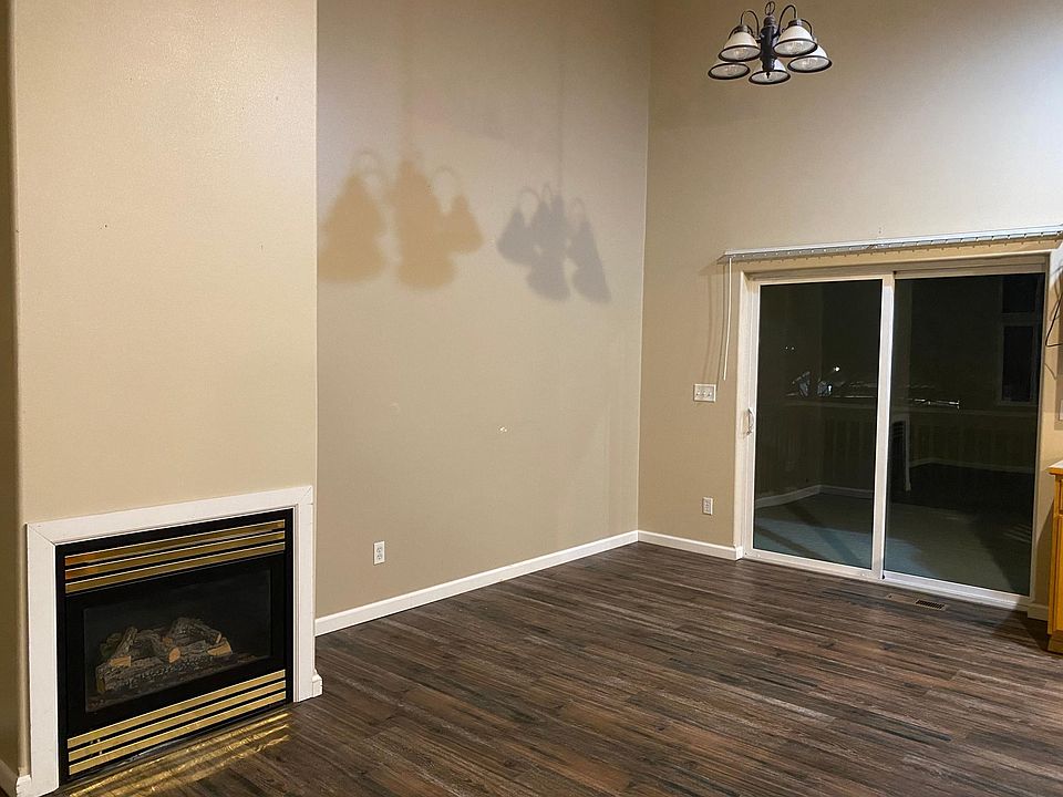 2nd image of 16705 E Broadway Ave #16707