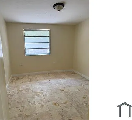 1710 Jefferson Ave — Photo 6