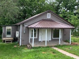 209 E South St, Mansfield, MO 65704