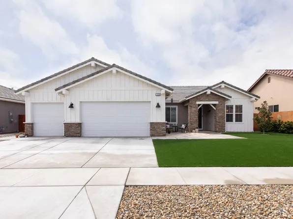 1936 Hemma St, Kingsburg, CA 93631