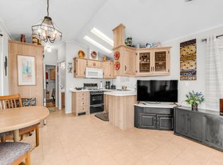 425 Ironstone Dr, Apache Junction, AZ 85119