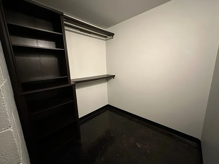 520 Seneca St — Photo 13