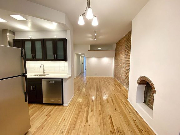 2nd image of 590 6th Ave APT 2F