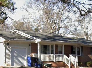 704 W Park Ave, Mooresville, NC 28115