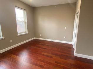 1106 South St APT 3F, Philadelphia, PA 19147