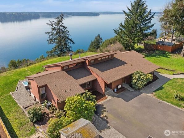 1054 Paiute Trail, Fox Island, WA 98333