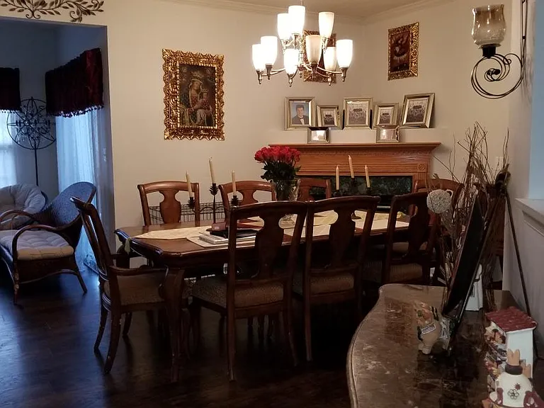Dining room 2