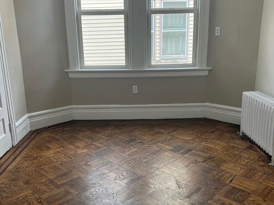 1st image of 625 Sanford Ave #2