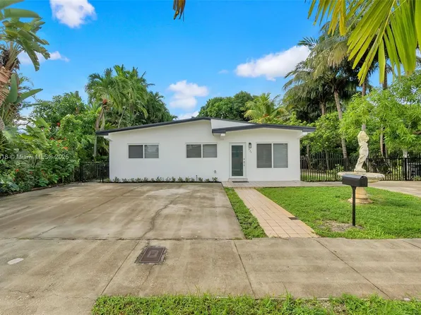 924 W 28th St, Hialeah, FL 33010