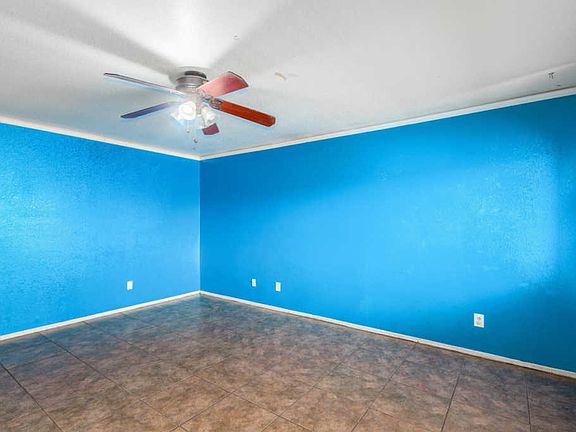2nd image of 2734 E Marguerite Ave