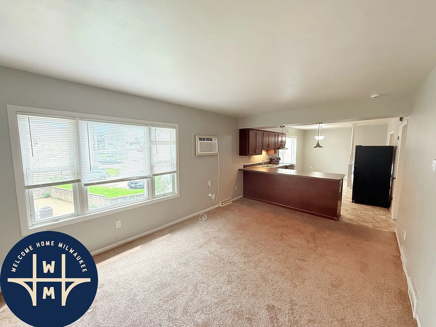 3 bed, 1.0 bath, 900 sqft, $1,650 — Photo 3
