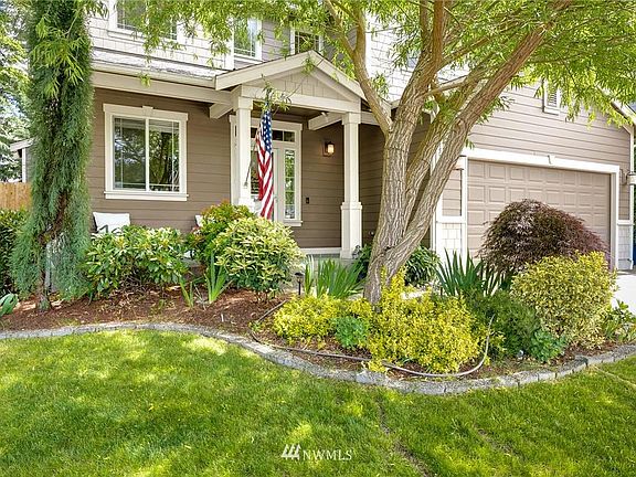 2nd image of 15707 92nd Avenue Ct E