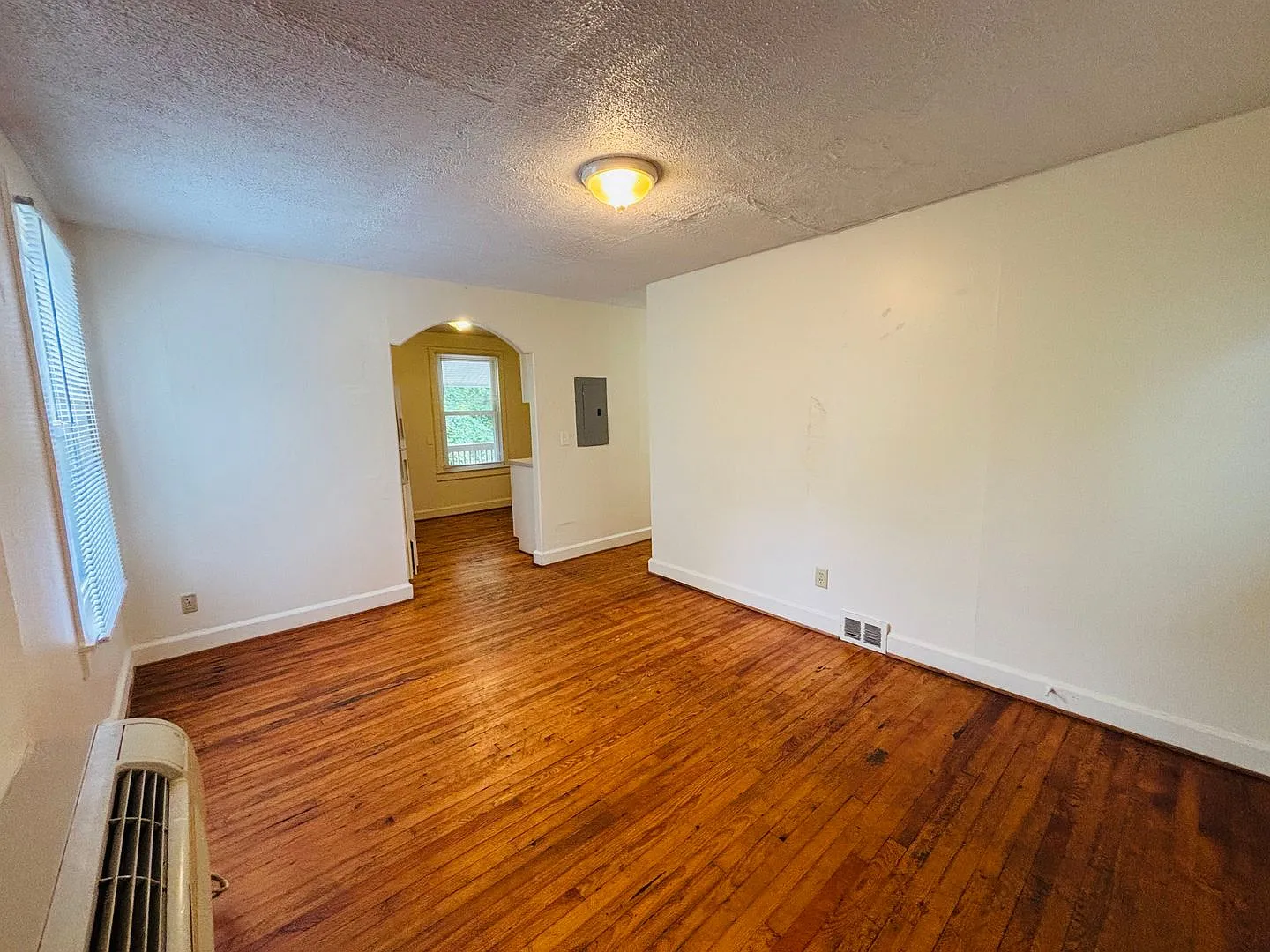 1 Bedroom, 1 Bath Duplex — Photo 2