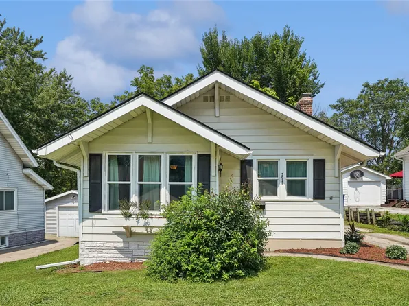 3025 Leado Ave, Des Moines, IA 50310