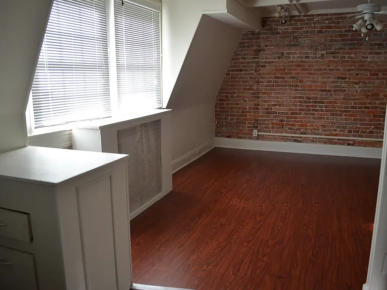 3213 Guilford Ave — Photo 27