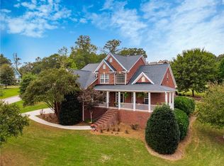 118 Birch River Rd, Greenville, SC 29611