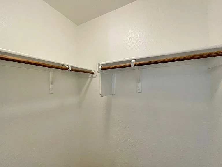 304 W Orion Dr — Photo 31