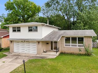 819 Riverview Dr, South Holland, IL