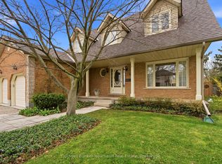 42 Hands Dr, Guelph, ON N1G 3H3