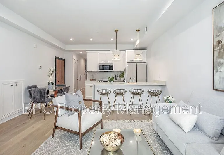 3921 W St NW #1 — Photo 54