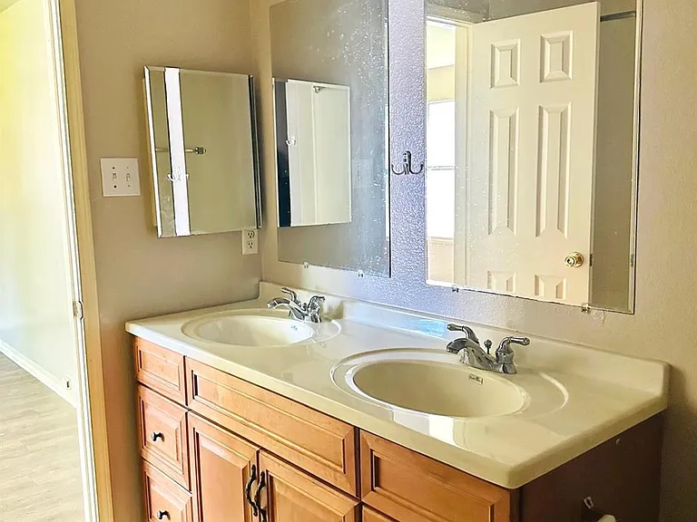 2629 Mountain View Dr — Photo 16