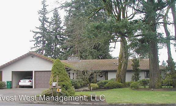 3rd image of 6617 Louisiana Dr