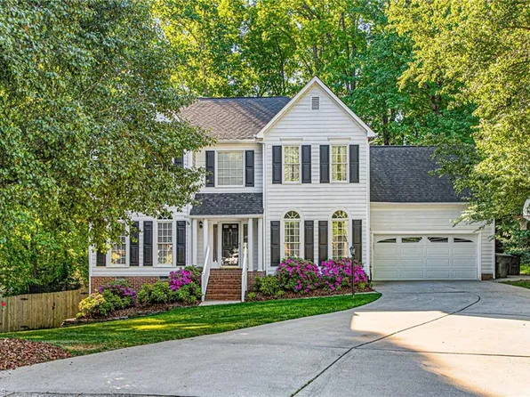 5500 Harbor Gate Ct, Greensboro, NC 27455