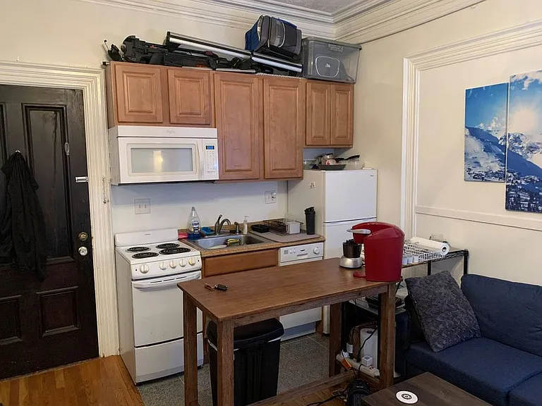 219 Washington St #1 — Photo 12