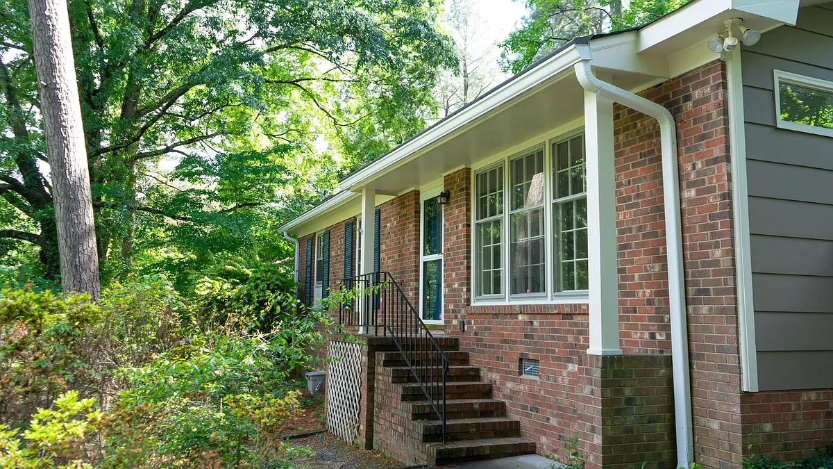 Building Photo - 414 Thornwood Rd