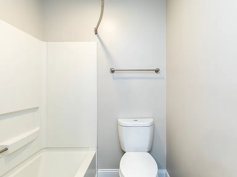 Renovated One-Bed Unit