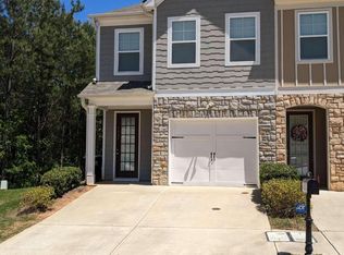 1025 Belfry Ter, Fairburn, GA 30213